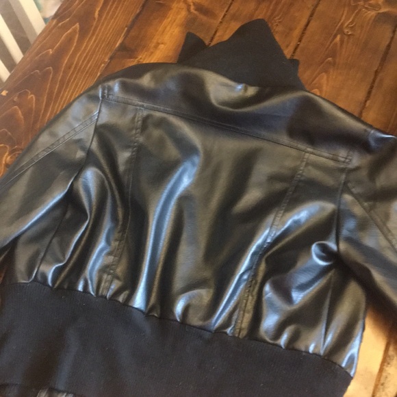 Girls Miley Cyrus Jacket, Size L - Picture 5 of 6